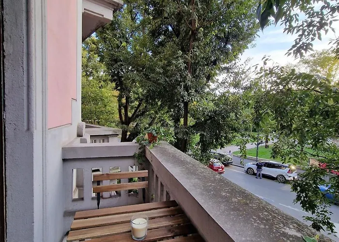 아파트 Navigli Elegant With Park View *