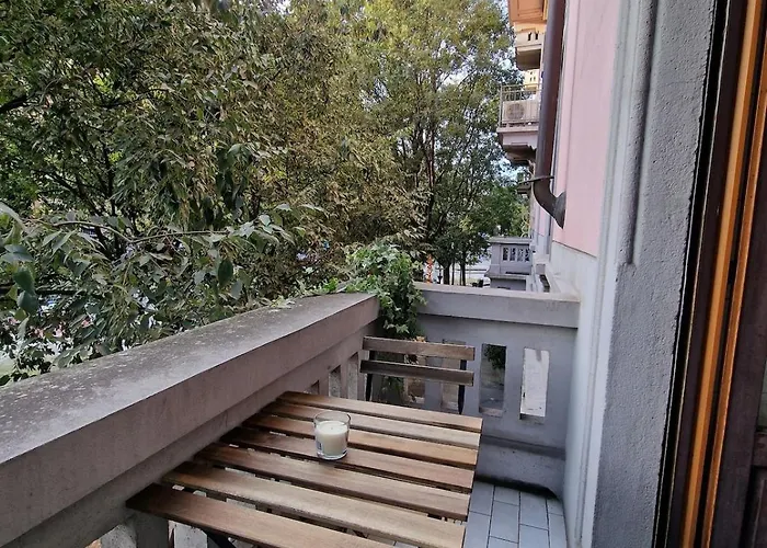 Navigli Elegant With Park View 아파트
