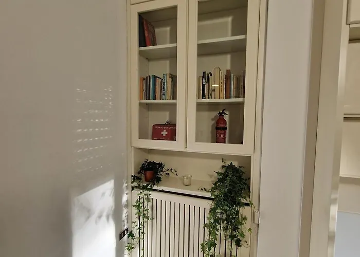 아파트 Navigli Elegant With Park View 밀라노